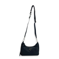 Re-Edition 2005 Shoulder Bag Nero in Re-Nylon, Silver hardware