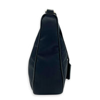 Re-Edition 2005 Shoulder Bag Nero in Re-Nylon, Silver hardware