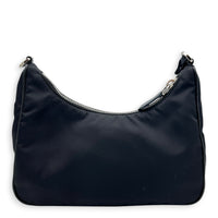Re-Edition 2005 Shoulder Bag Nero in Re-Nylon, Silver hardware