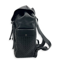 Intrecciato Backpack Black in Calfskin, Gunmetal hardware