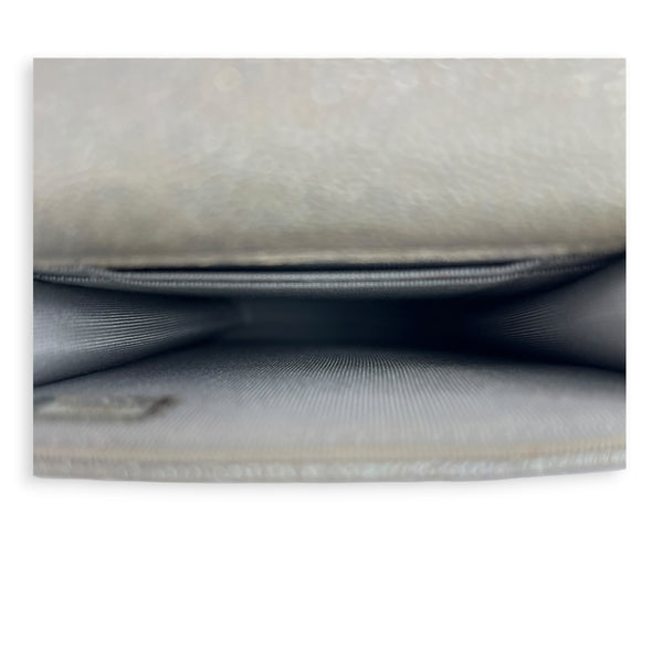 CC Quilted  Phone Bag Gold in Caviar Leather, Silver hardware