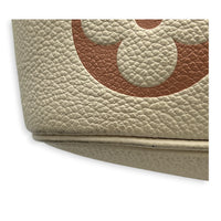 Neverfull MM Beige Tote Bag in Monogram Empreinte Leather, Gold hardware