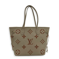 Neverfull MM Beige Tote Bag in Monogram Empreinte Leather, Gold hardware