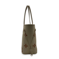 Neverfull MM Beige Tote Bag in Monogram Empreinte Leather, Gold hardware