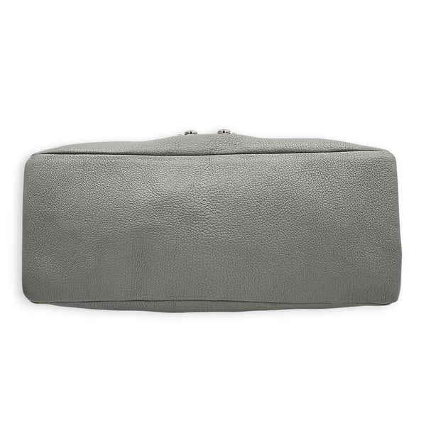 Madras Grey Shoulder Bag in Goat Leather, Silver hardware
