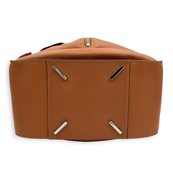 Hammock Large Brown Shoulder Bag in Calfskin, Silver hardware
