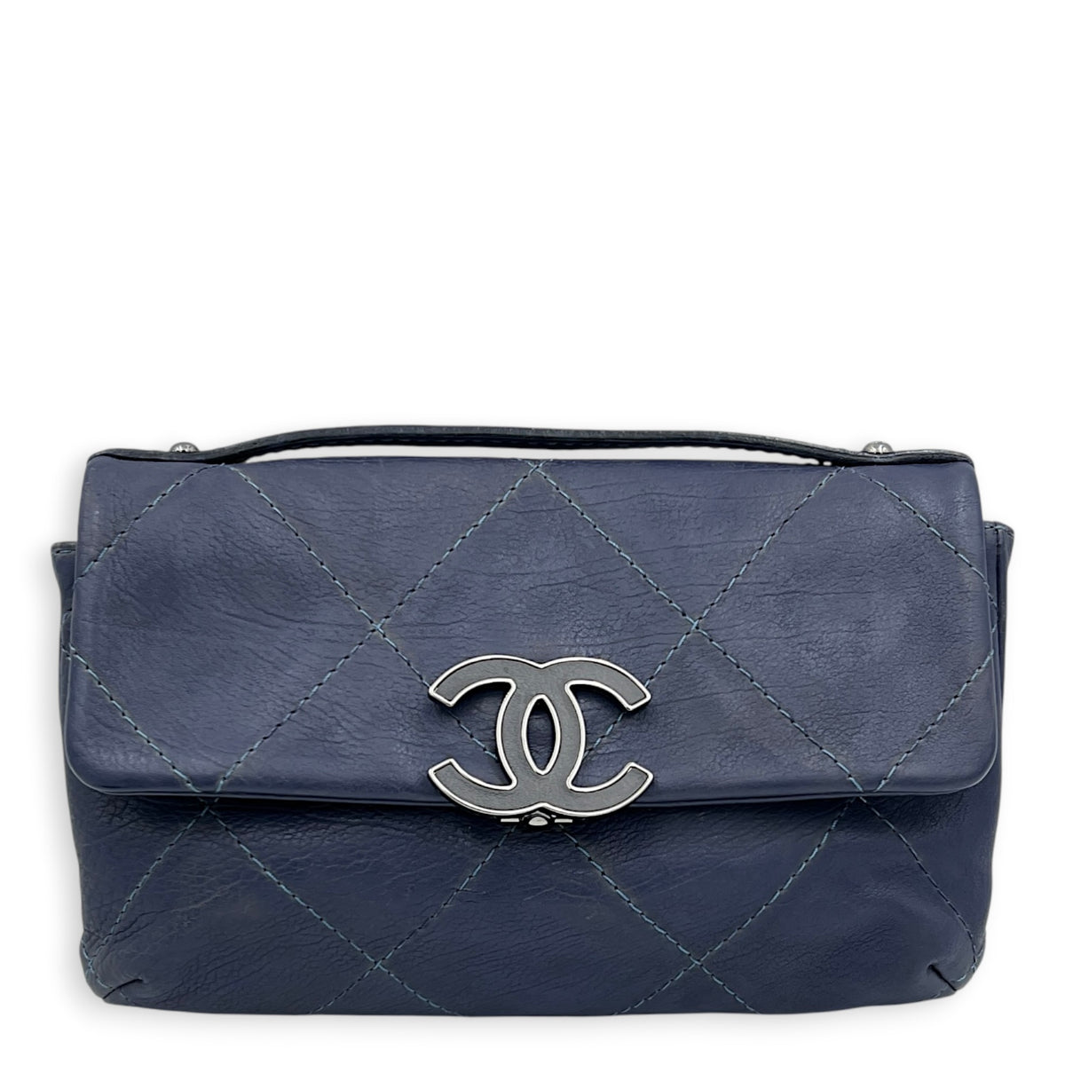 CC Shoulder Bag Small Blue in Lambskin, Silver hardware