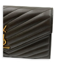 Cassandra Wallet On Chain Dark Khaki / Olive Green in Lambskin, Gold hardware