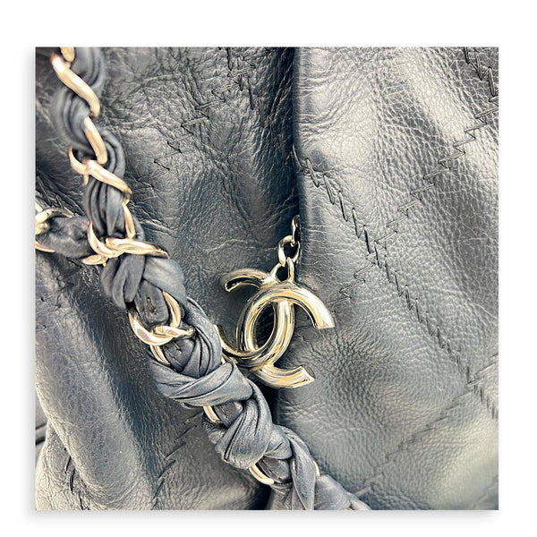 Ultra Stitch Blue (Retouched) Shoulder Bag in Calfskin, Silver hardware