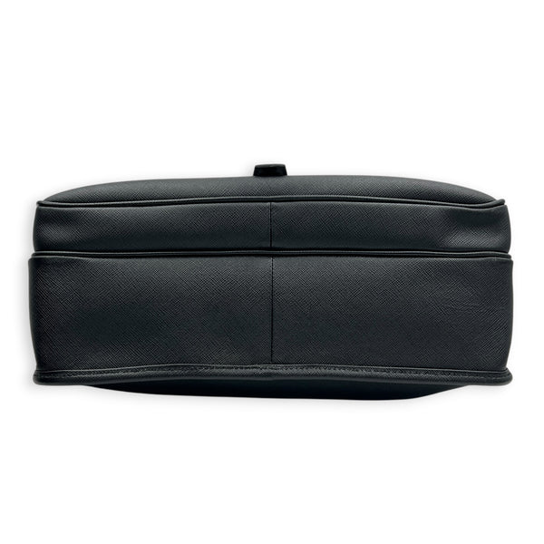 Travel Messenger Black in Saffiano Leather, Silver hardware
