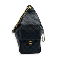 C25 Medium Black Shoulder Bag in Caviar Leather, Gold hardware
