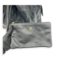 C25 Medium Black Shoulder Bag in Caviar Leather, Gold hardware