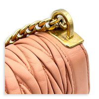 Matelassé Shoulder Bag Pink in Calfskin, Gold hardware
