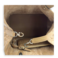 Toujours Tote Bag Medium Warm Taupe in Lambskin, Gold hardware