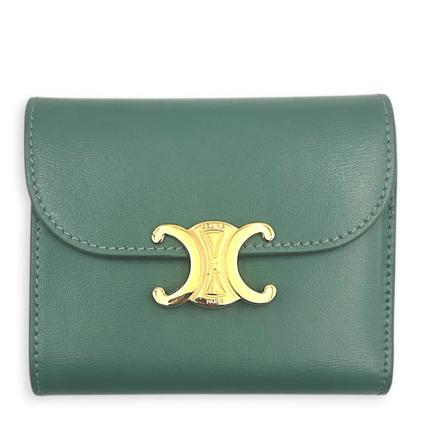 Triomphe Wallet Green in Calfskin, Gold hardware