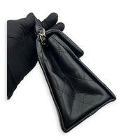 Retro Twist Top Handle Bag Black in Caviar Leather, Gold hardware