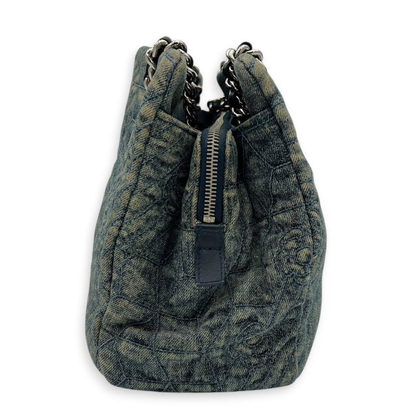 Camelia Shoulder Bag Large Blue in Denim, Silver hardware