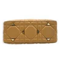 The Lady 95.22 Medium Caramel Tote Bag in Lambskin, Gold hardware