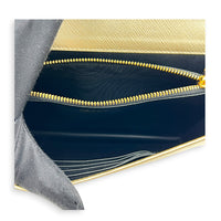 Logo Gold Wallet On Chain in Saffiano Leather, Gold hardware