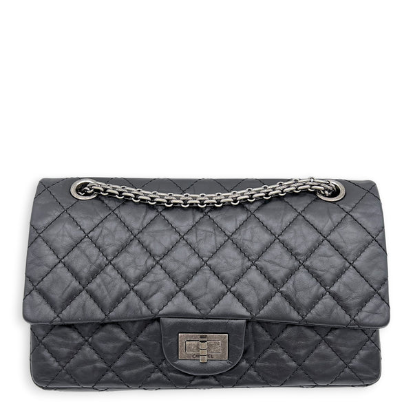2.55 Shoulder Bag Black in Distressed Leather, Ruthenium hardware
