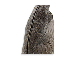 Intrecciato Shoulder Bag Brown in Nappa Leather, Ruthenium hardware