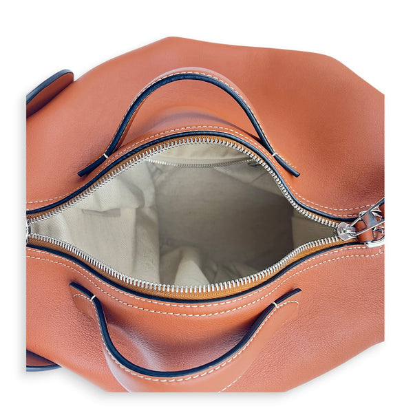 Elephant  Crossbody Bag Large Tan in Calfskin, Silver hardware