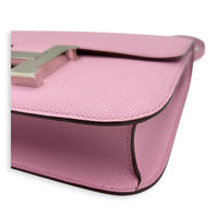 Constance 24 Mauve Sylvestre Shoulder Bag in Epsom, Palladium hardware