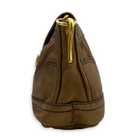 Pushlock Brown Shoulder Bag in Calfskin, Gold hardware