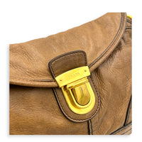 Pushlock Brown Shoulder Bag in Calfskin, Gold hardware