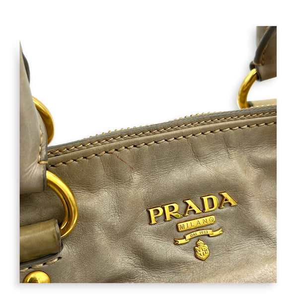 Vitello Daino Phenix Beige Top Handle Bag in Vitello Shine, Gold hardware