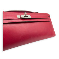Kelly Cut Bi-Color Rubis/Rose Shocking Clutch in Tadelakt, Palladium hardware