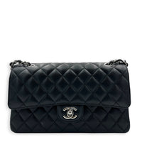 Classic Double Flap Shoulder Bag Medium Black in Caviar Leather, Silver hardware