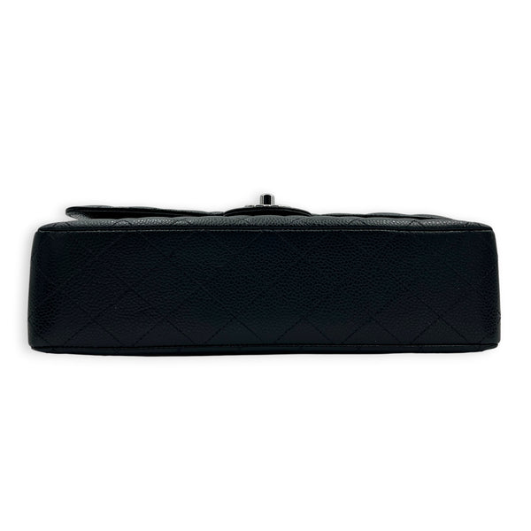 Classic Double Flap Shoulder Bag Medium Black in Caviar Leather, Silver hardware