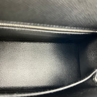 Sellier Kelly 25 Noir Top Handle Bag in Epsom, Palladium hardware