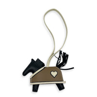 Robeo Noir/Craie/Etoupe Charm in Lambskin