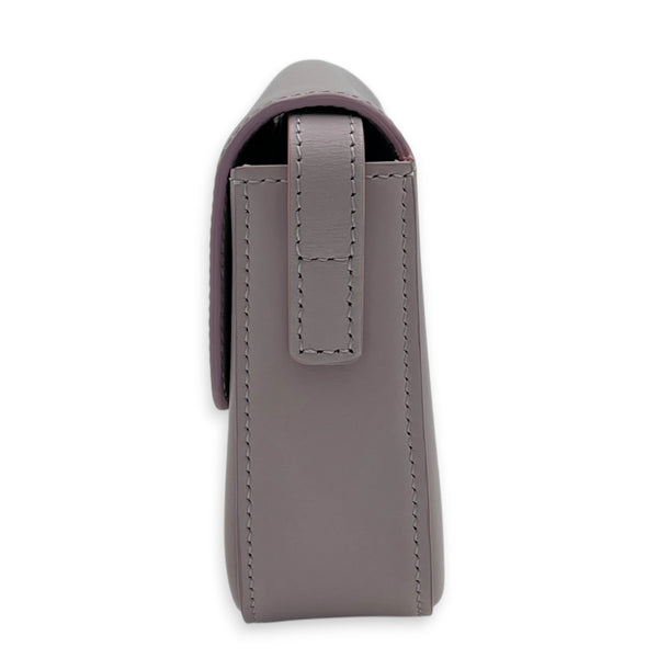 Triomphe Claude Purple Shoulder Bag in Calfskin, Gold hardware