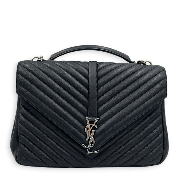 College Black Shoulder Bag in Calfskin, Ruthenium hardware