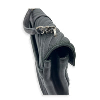 College Black Shoulder Bag in Calfskin, Ruthenium hardware