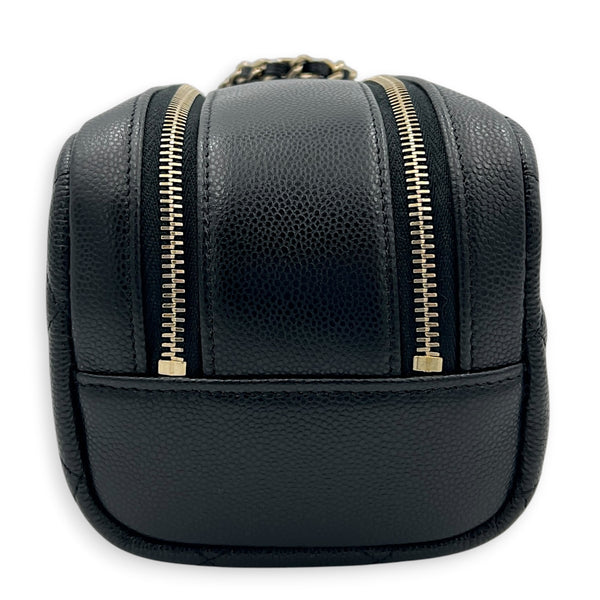 CC Quilted Toiletry  Pouch Black in Caviar Leather, Gold hardware