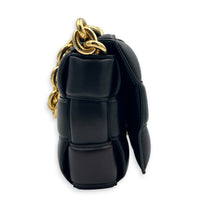 Cassette Shoulder Bag Black in Lambskin, Gold hardware
