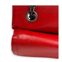 2.55 Shoulder Bag Medium Red in Patent Leather, Ruthenium hardware