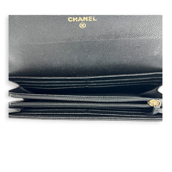 CC Black Wallet in Caviar Leather, Gold hardware