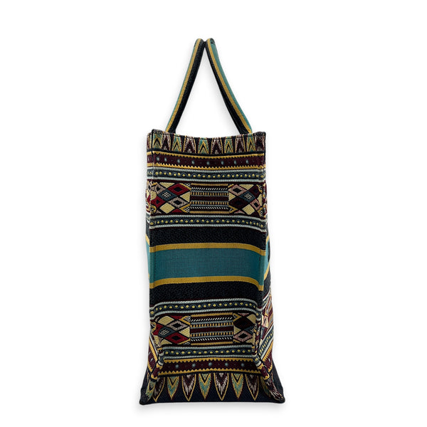 Book Tote Large Multi-colour Tote Bag in Canvas