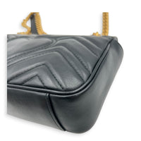 GG Marmont Shoulder Bag Black in Calfskin