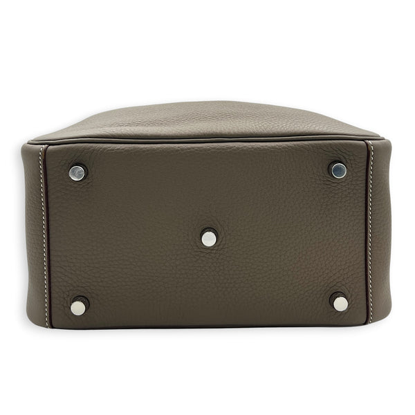 Lindy 26 Etoupe Shoulder Bag in Clemence, Palladium hardware