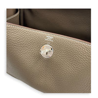 Lindy 26 Etoupe Shoulder Bag in Clemence, Palladium hardware