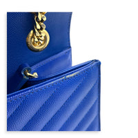 Envelope Shoulder Bag Large Electric Blue in Caviar Leather, Gold hardware