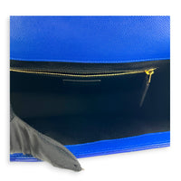 Envelope Shoulder Bag Large Electric Blue in Caviar Leather, Gold hardware