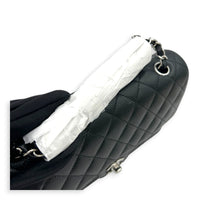 Classic Double Flap Medium Black Shoulder Bag in Caviar Leather, Silver hardware