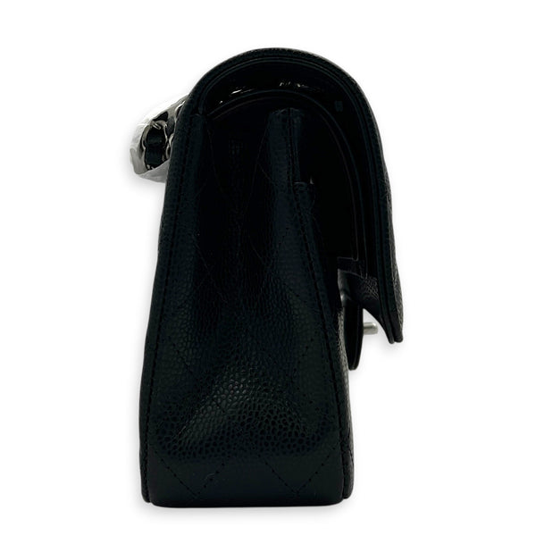 Classic Double Flap Shoulder Bag Medium Black in Caviar Leather, Silver hardware